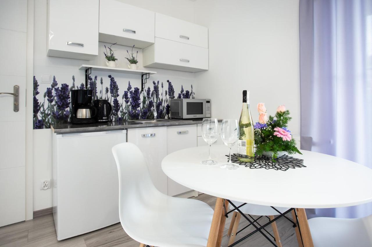 Apartamenty Pod Cisem Kudowa-Zdrój Kültér fotó